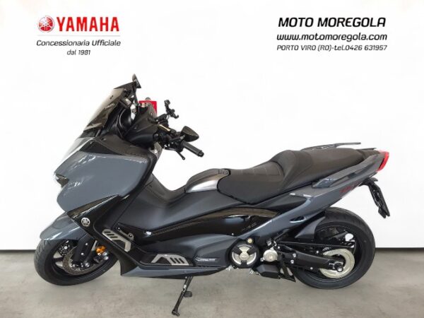 T MAX 560 TECH MAX GRIGIO 2021