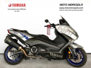 T-MAX 530 SX ARGENTO OPACO 2019